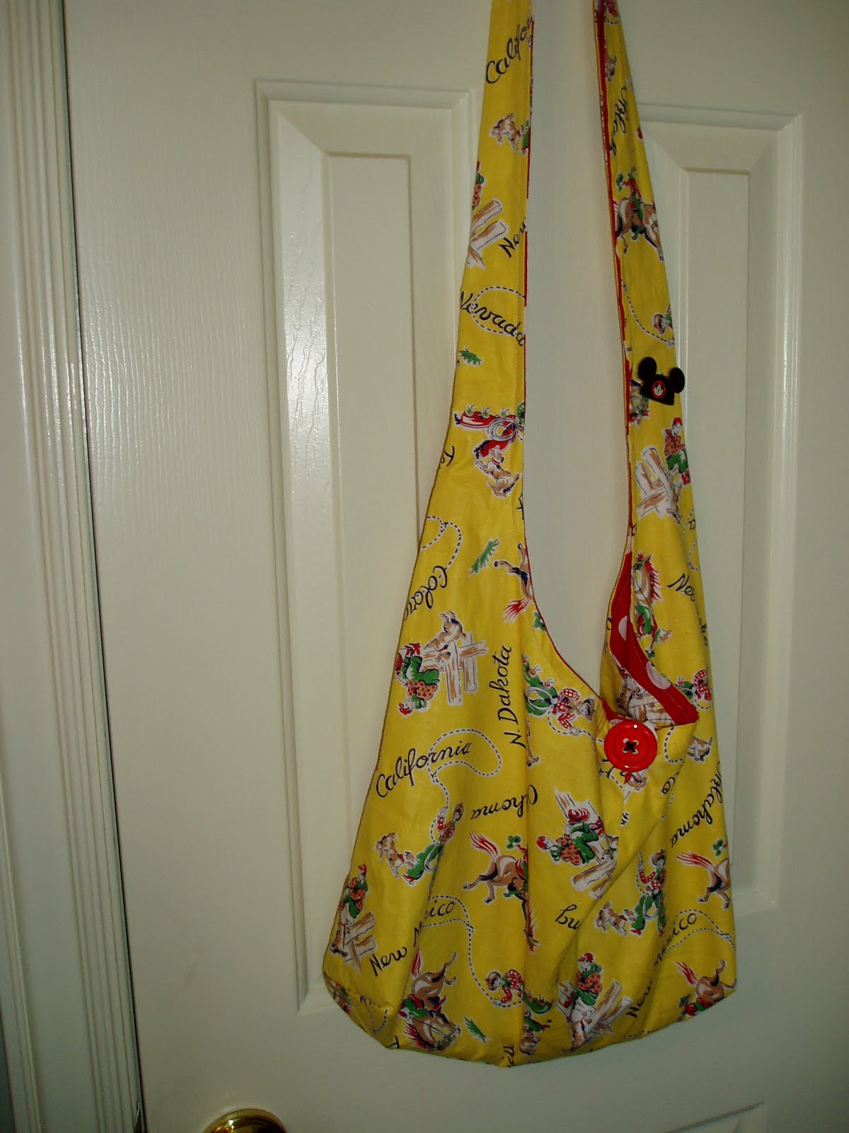Zetta&#39;s Aprons: Make a Fun Reversible Sling Bag in an Hour or Less!