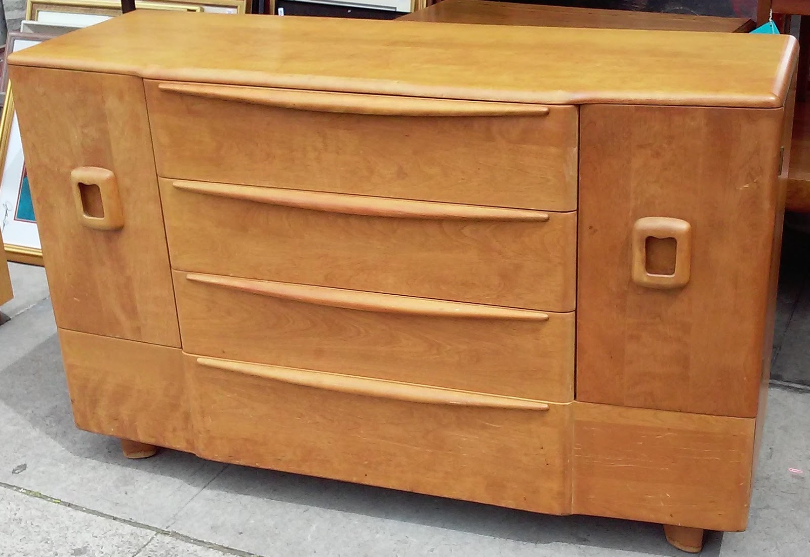 UHURU FURNITURE & COLLECTIBLES SOLD Heywood Wakefield 4 1/2' Wide Mid