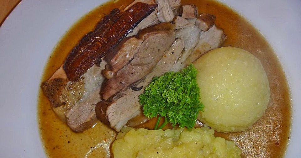 Backen - Kochen &amp; Genießen: Fränkischer Schweinebraten mit dunkler Brotsoße