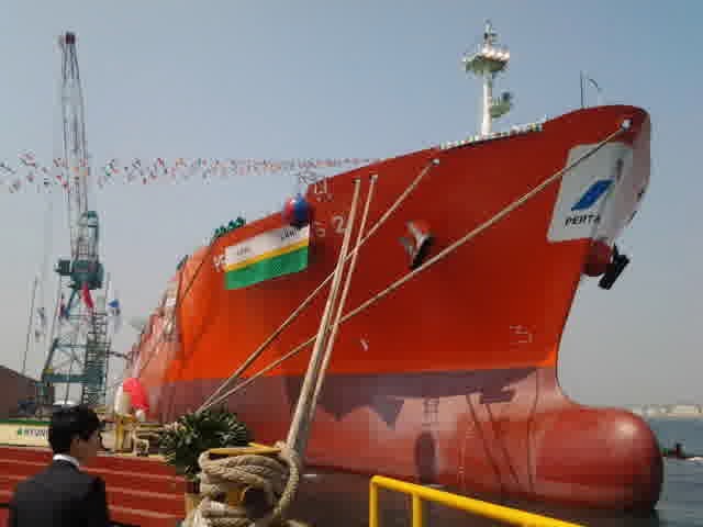 Foto Kapal LPG Pertamina Terbesar Pertamina Gas 2