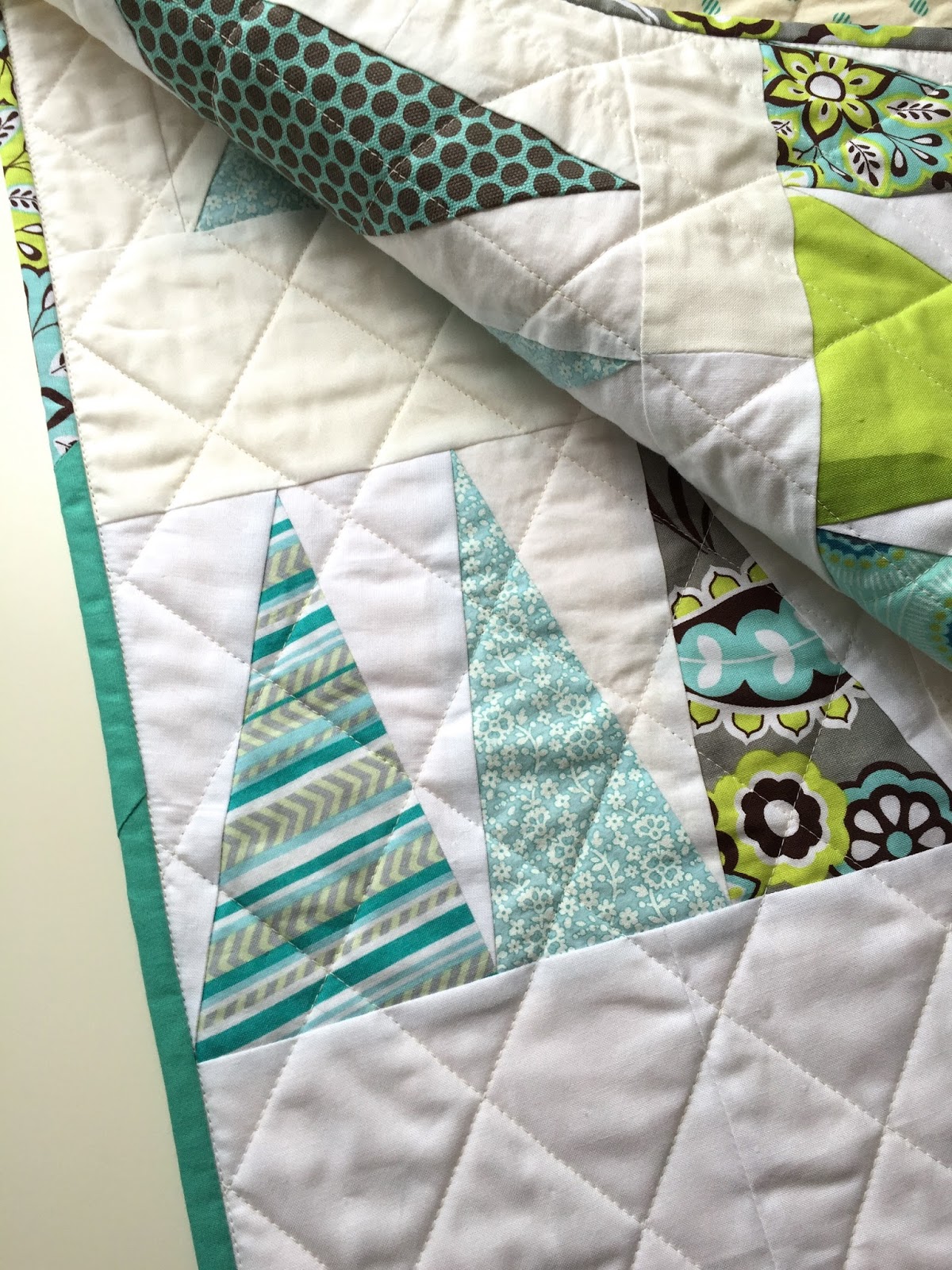 salty oat: modern handmade quilts: wonky triangles baby quilt