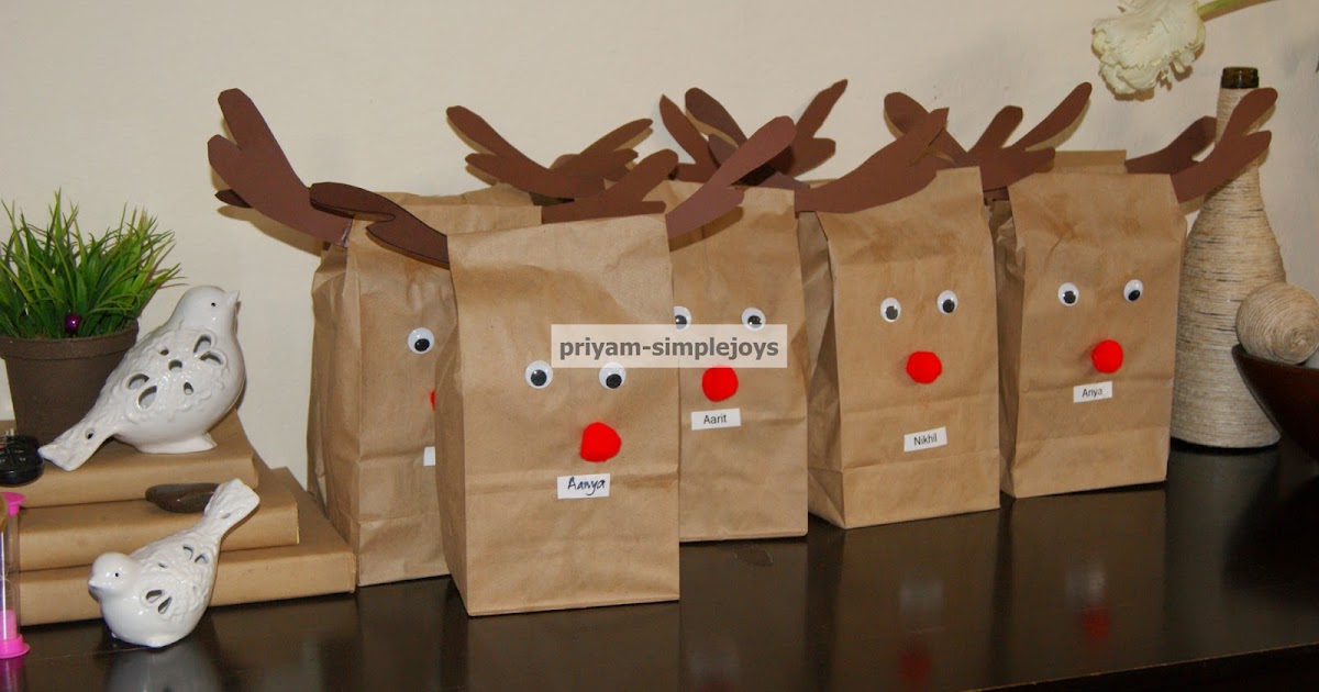SimpleJoys: Reindeer Gift/Favor Bags.