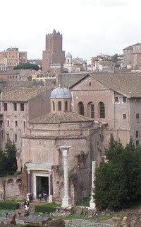 Ναός του Ρωμύλου στην αρχαία αγορά της Ρώμης