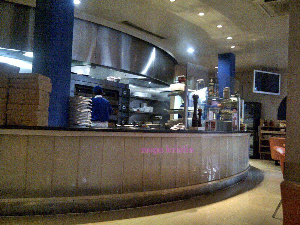 Izzi Pizza – Menteng, South Jakarta | Mega Kristin