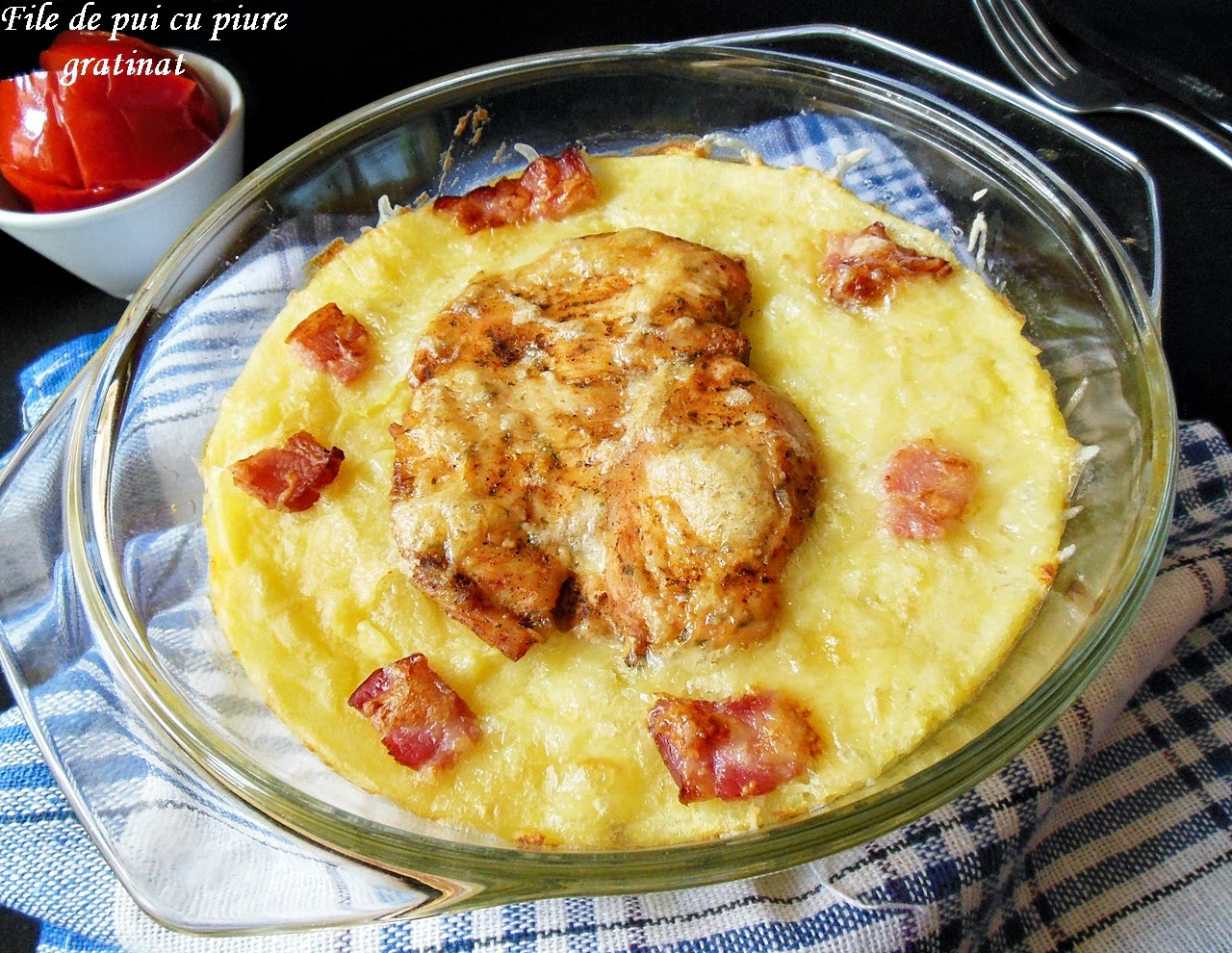 File de pui cu piure gratinat