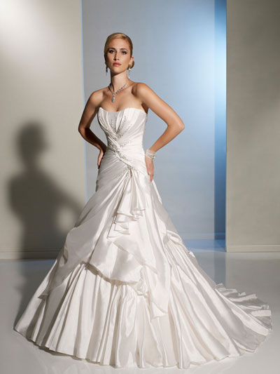 Dawn J's fashion wedding gown: Wedding Dresses For Bride