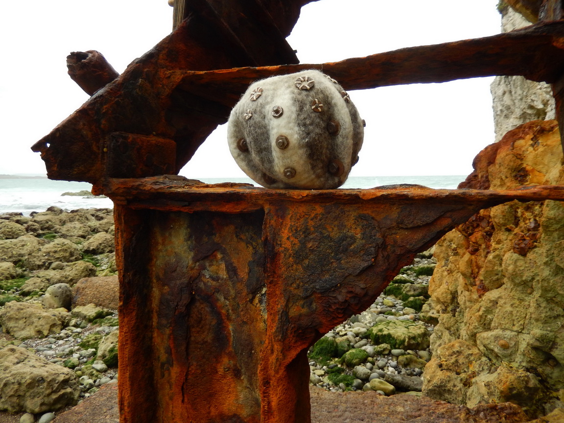 FELTING matters... : EXPERIMENTS with RUST #3