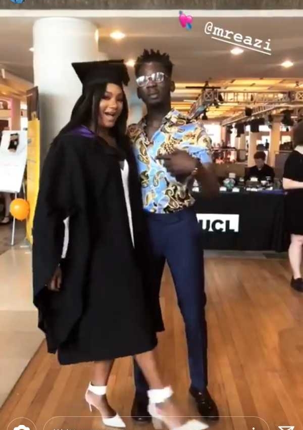 Fashion Vlogger, Temi Otedola Graduates From University College London, Pictured With Parents %Post Title