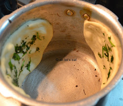 naan cooker pressure bread wok put insides let