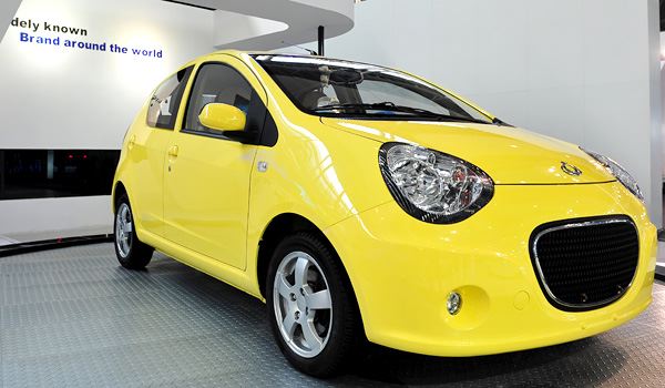 geely panda warna kuning