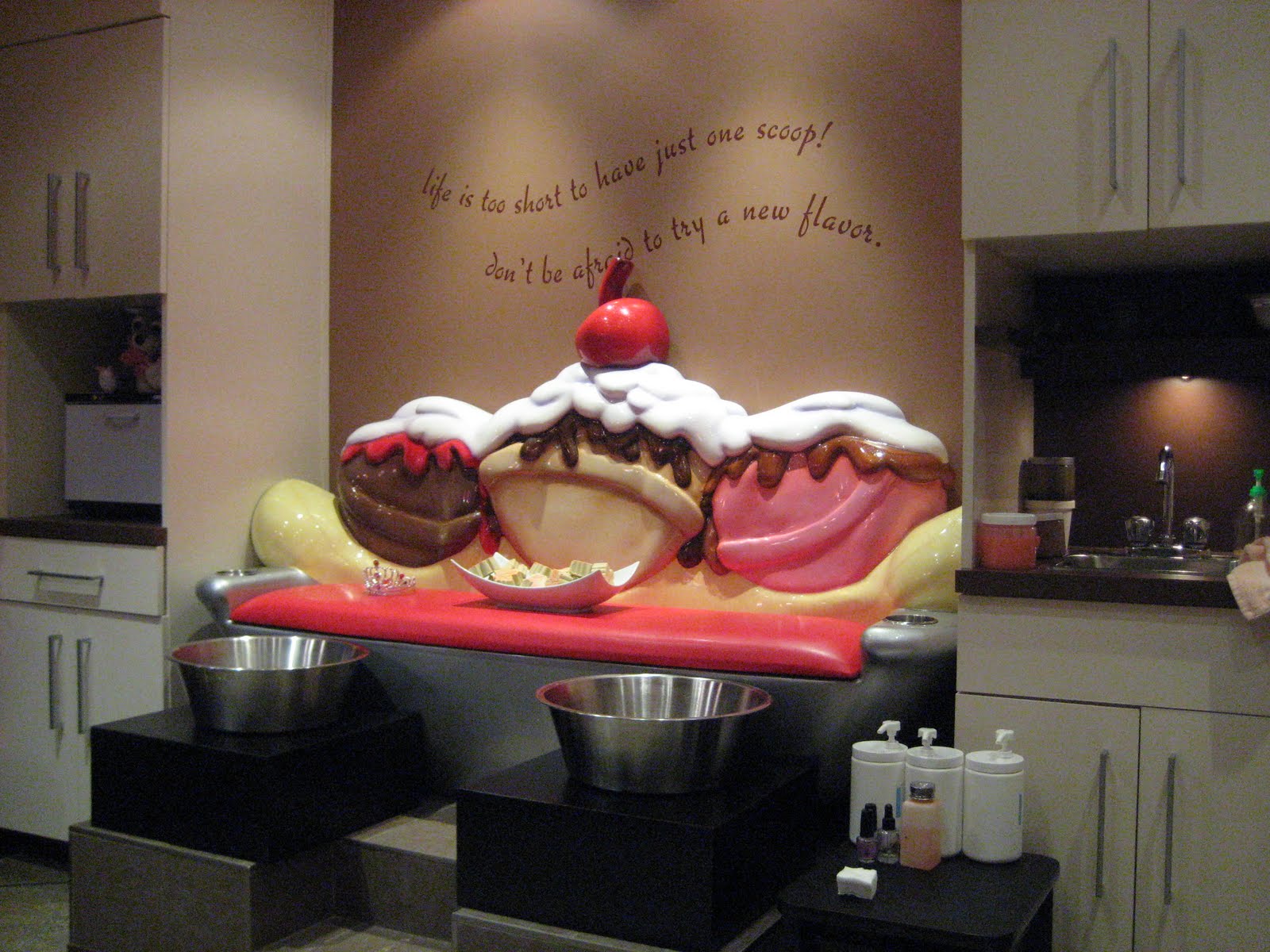 Makeup by Donna Marie Scoops Kid Spa