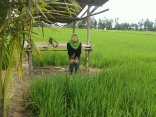 chacha booms: MODELING IN GALAXY JEMBER :D