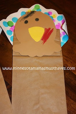 http://musthavemom.com/2011/11/thanksgiving-toddler-craft-turkey.html
