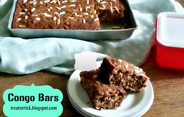 Congo Bars Recipe @ treatntrick.blogspot.com Congo Bars Recipe @ treatntrick.blogspot.com