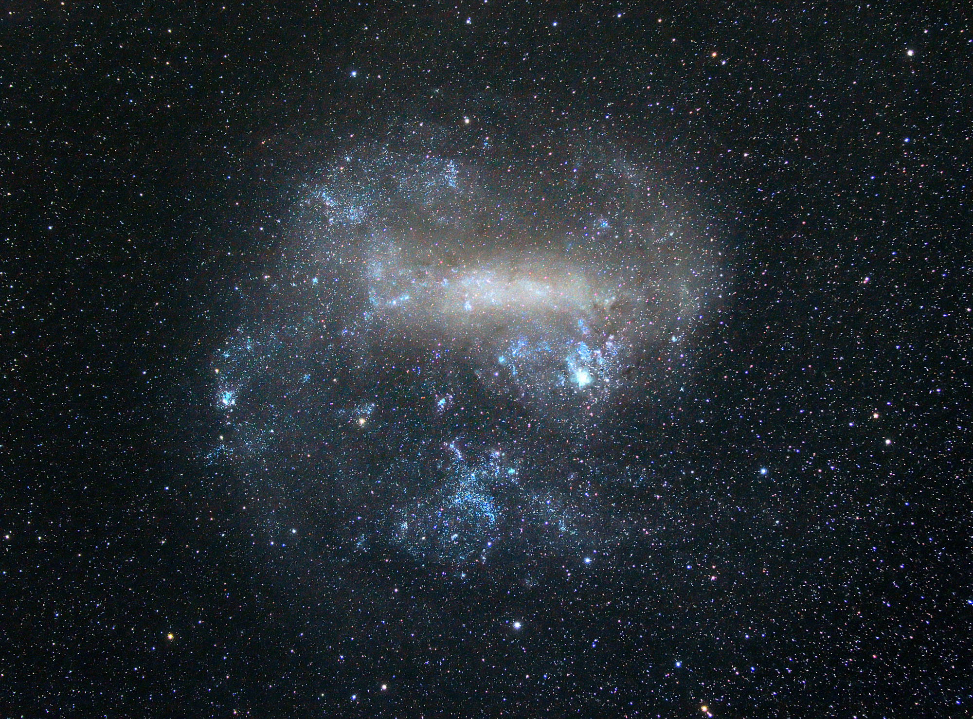 Магеллановы облака песни. Малое Магелланово облако Галактика. Магеллановы облака в телескоп. Большое Магелланово облако Хаббл. Большое Магелланово облако в телескоп.