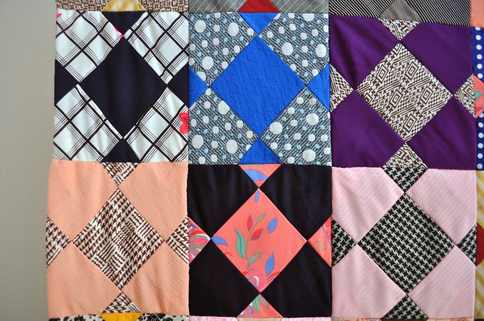 Wonkyworld reversible polyester double knit quilt
