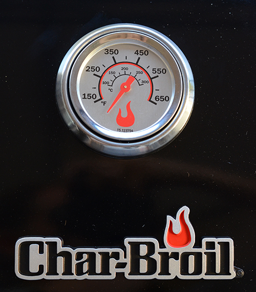 Thermometer on the Char-Broil Gas to Coal combination grill is durable and sturdy.
