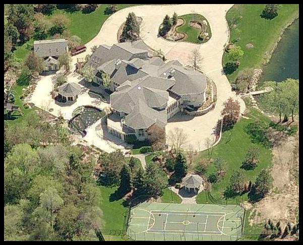 Celebrity's house caught in google map | Icon Magazine