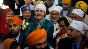 Justin Trudeau wearing Sikh gear