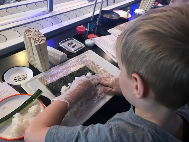 making cucumber maki