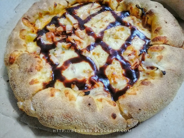 Order Online di Domino's Pizza #ItsAllAboutYou.