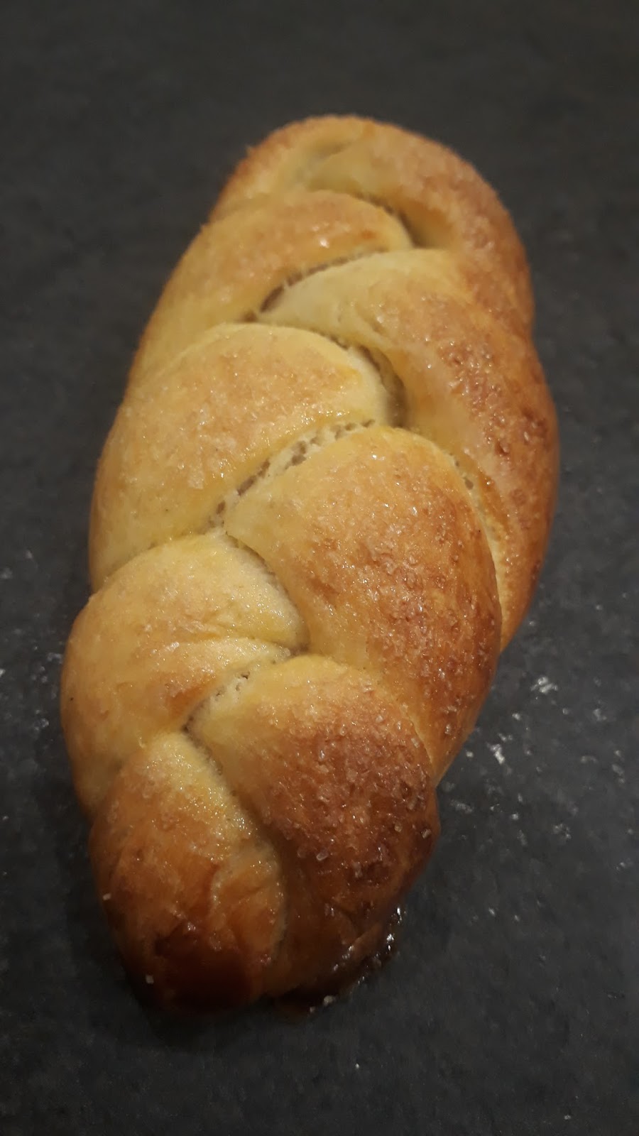 Treccine di pan brioche