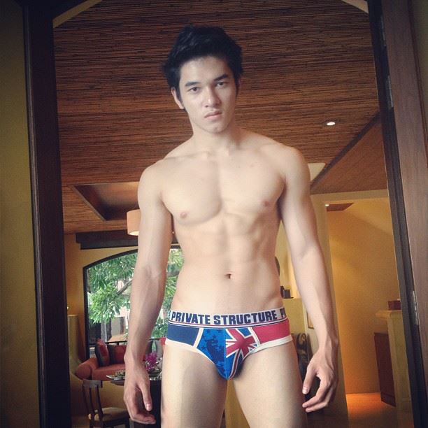 Boy Indonesia - Boy of the Week: Man of the Month: Mossen Sr