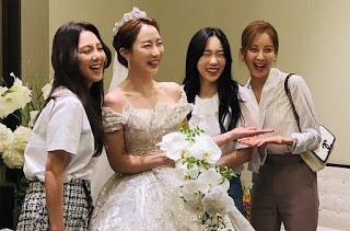 Hyoyeon, Taeyeon and Seohyun at Sunday's Wedding