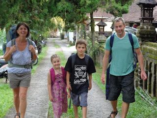 bali cool with backpakers Explore the beauty of bali with backpackers