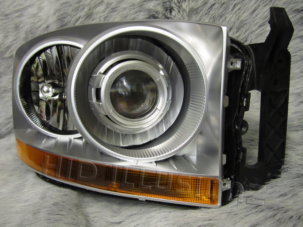 HID ILLUSIONZ Dodge Ram 1500 E55 Cayenne Projector HID Retrofit Headlights