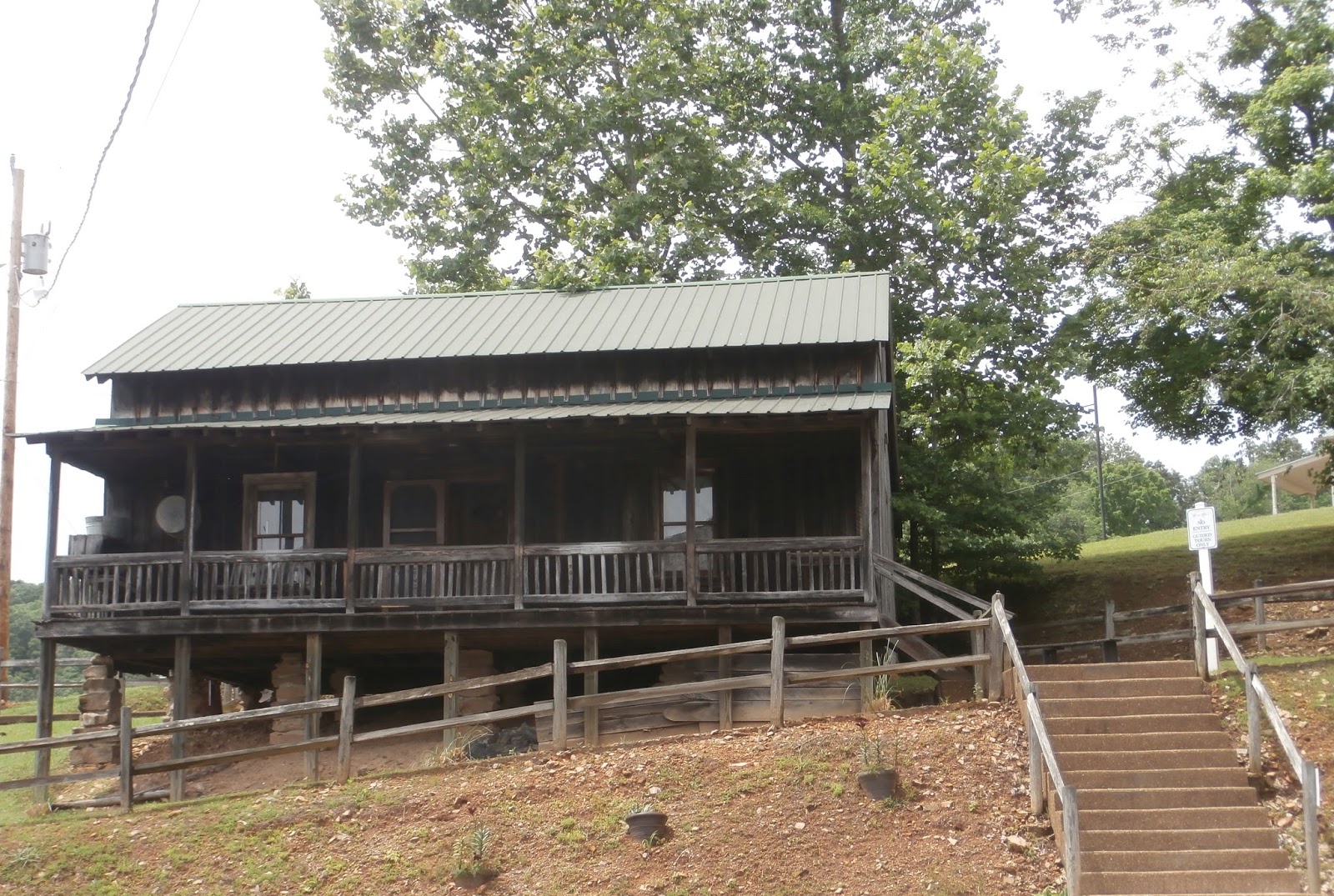 My eyes were here From Butcher Hollow, Kentucky