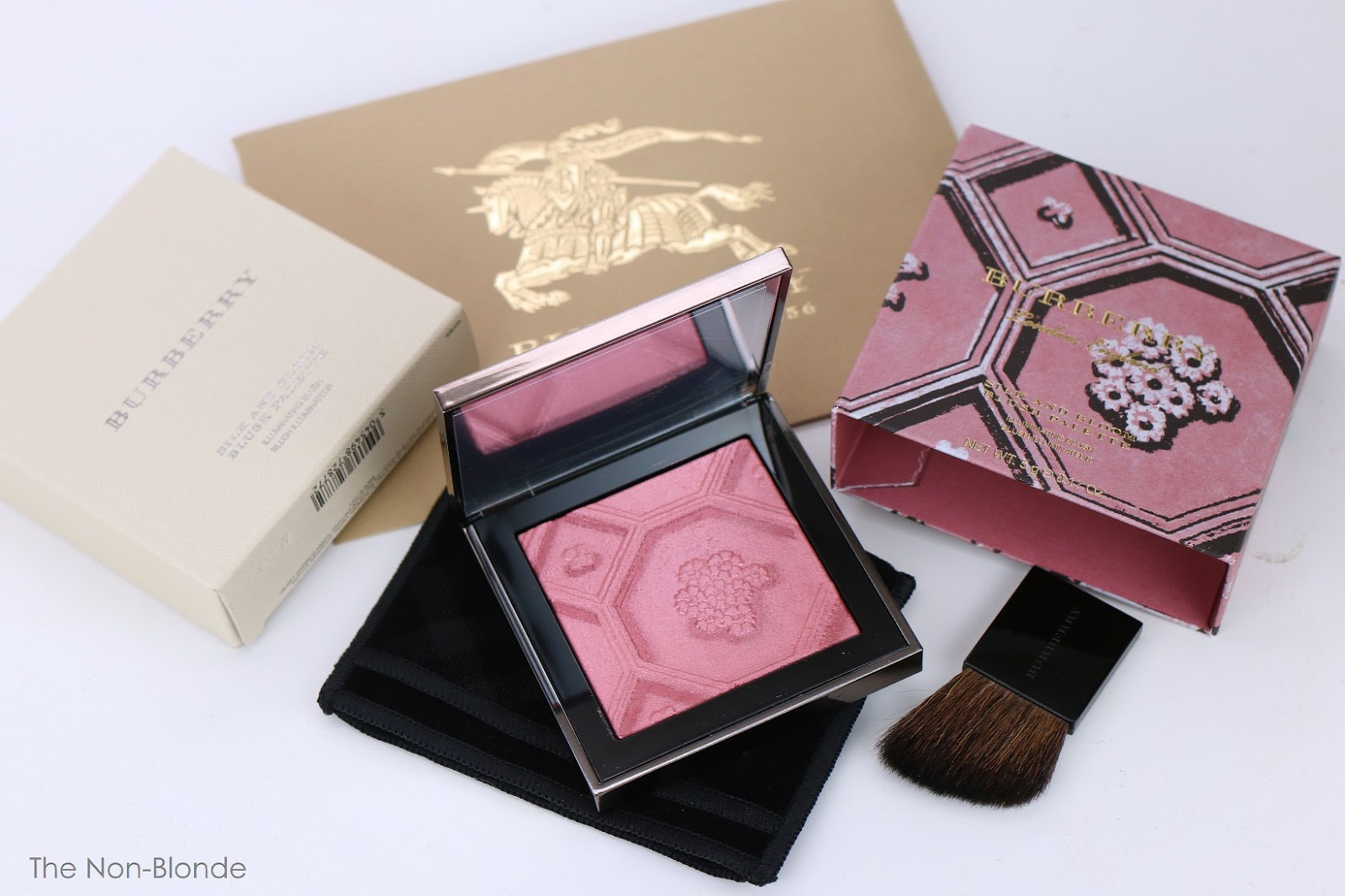 The NonBlonde Burberry Silk and Bloom Blush Palette