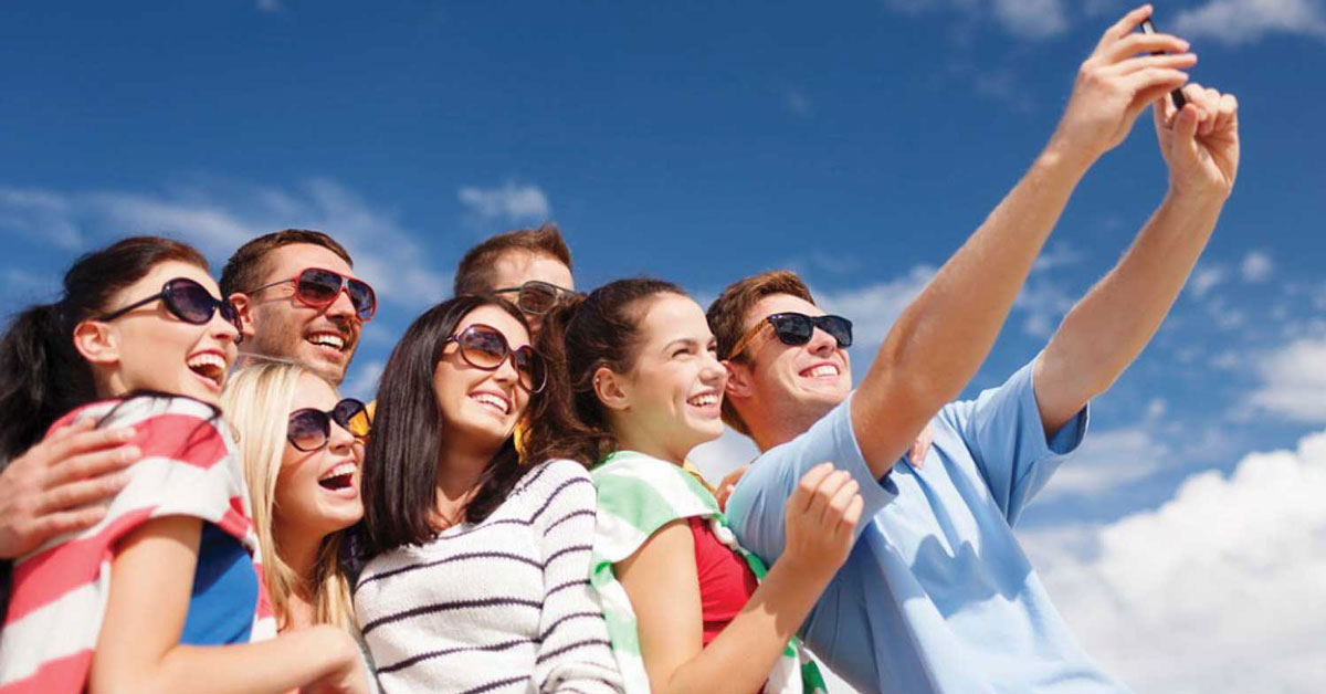 Contoh Karangan Tentang Liburan Sekolah Bersama Sahabat Dalam