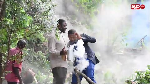 VIDEO: Mti Unaowaka Moto Bila Kuzima sasa Unatoa Nyuki Wanakimbiza Watu