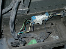 Milt Reynolds: Thinking Out Loud: How to Connect Trailer Wiring: 2003