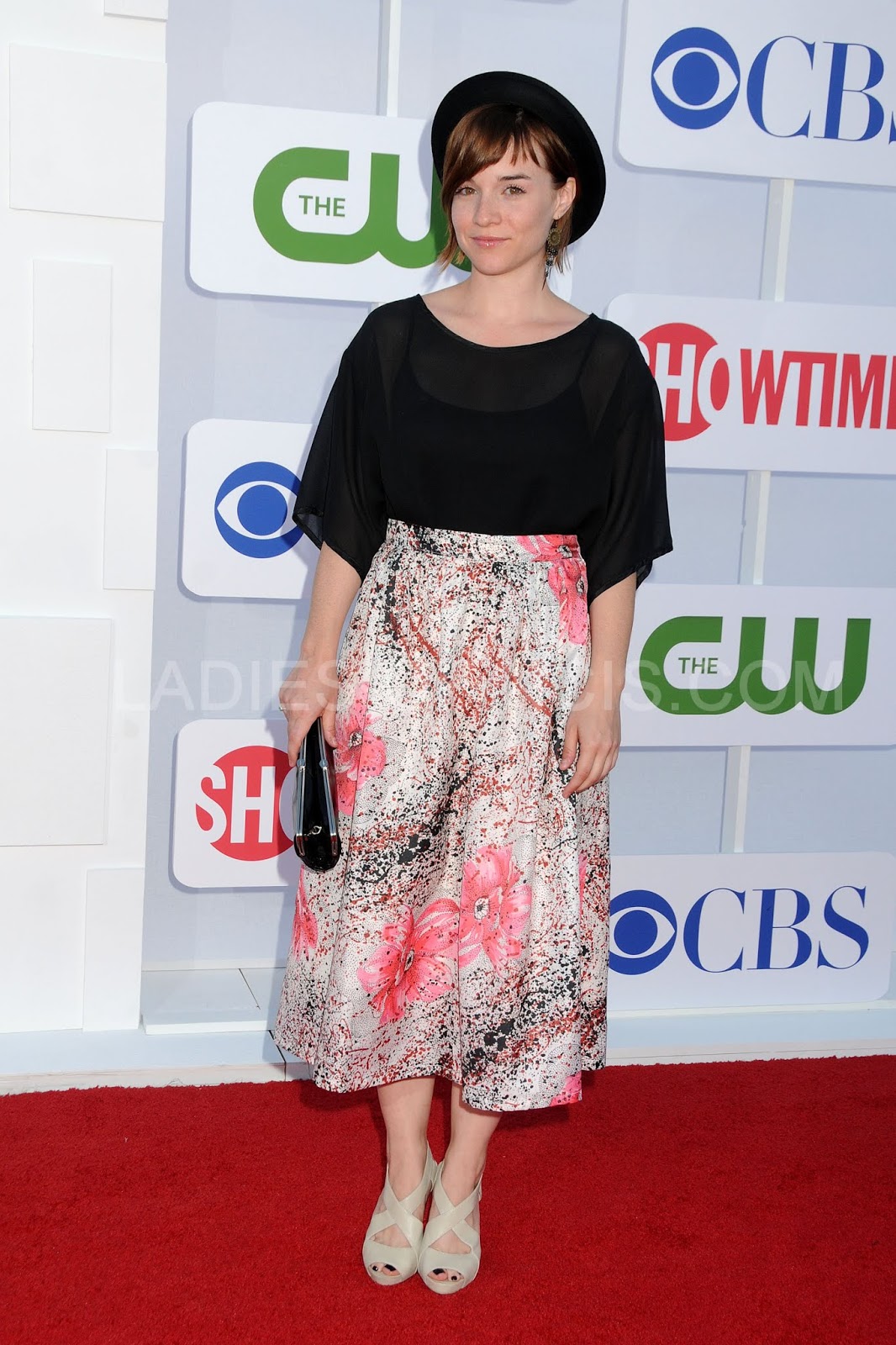 The ABC´s of Beauty Renée Felice Smith (1)