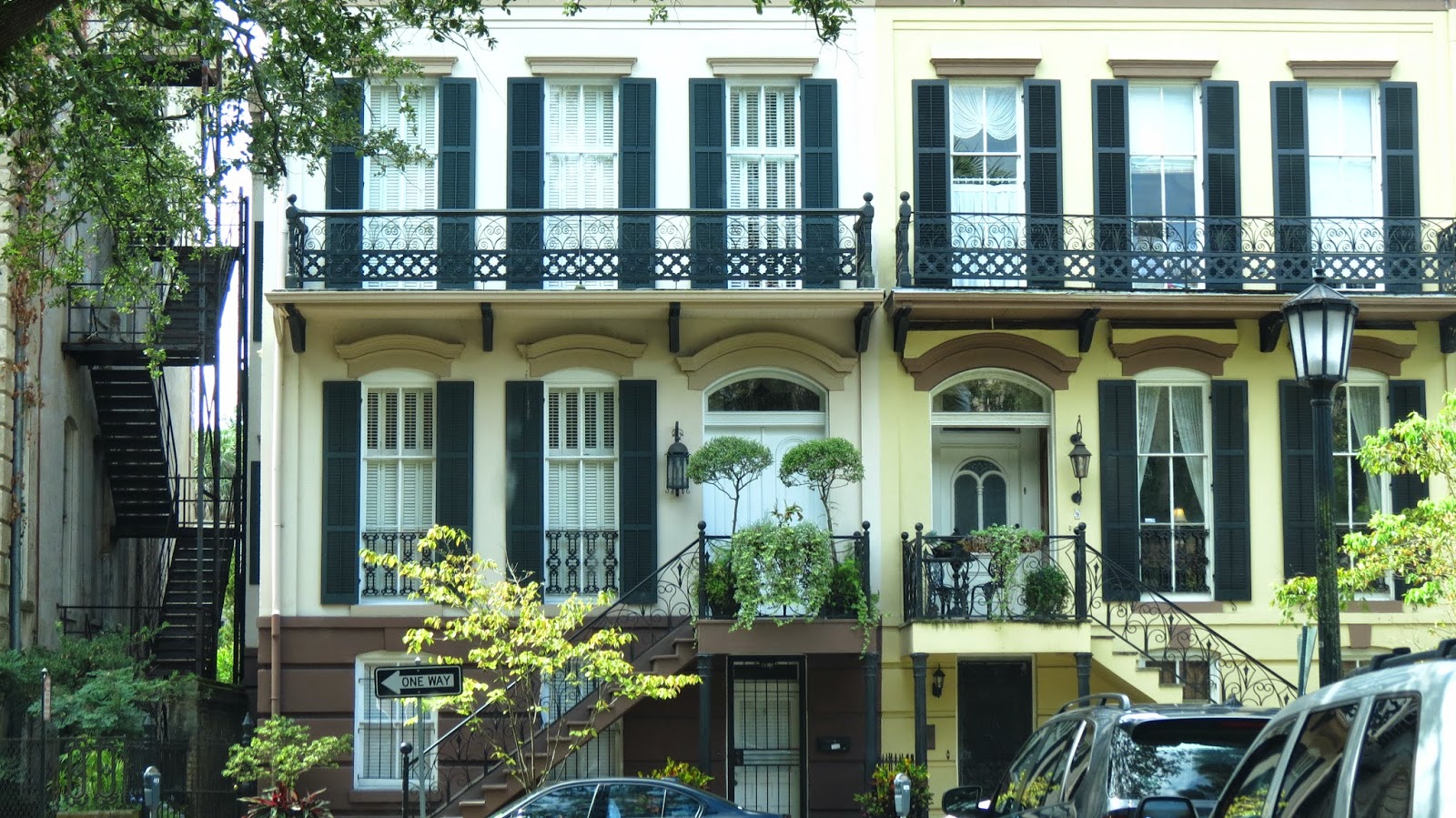 Off to See the Country: Gorgeous Homes in Savannah Georgia