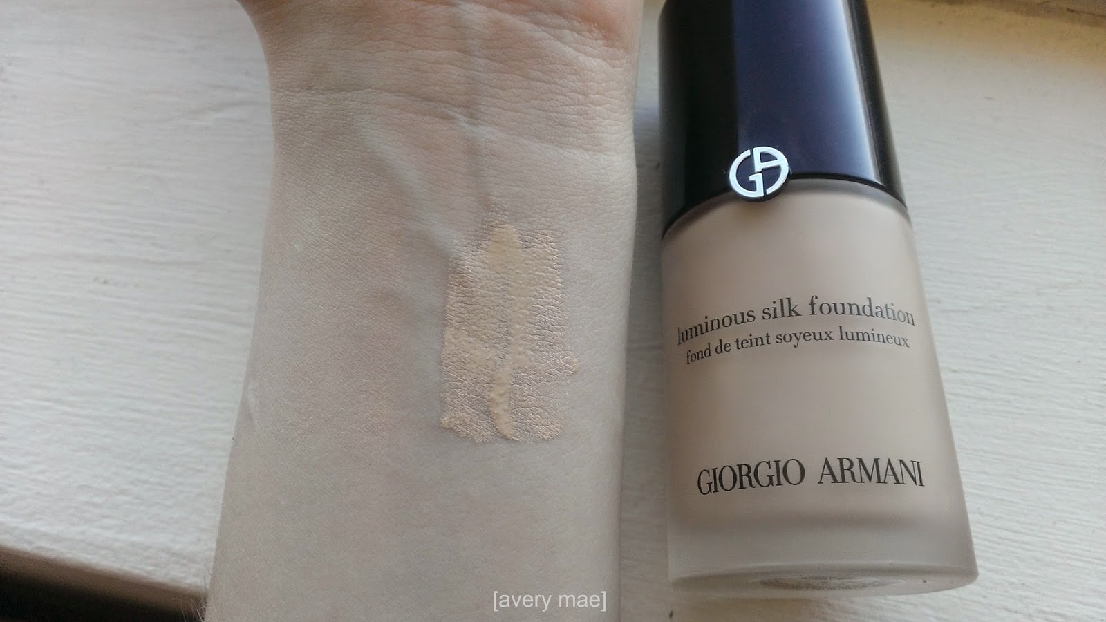 giorgio armani foundation luminous silk shades