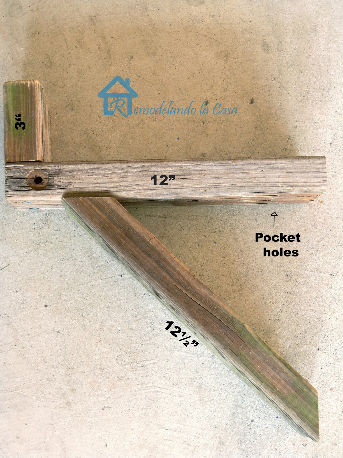 DIY Water Hose Holder Remodelando la Casa