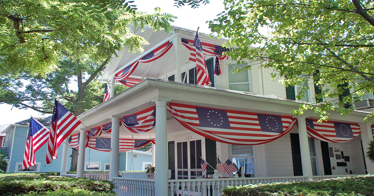15 Craigslist finds packed with Rustic American charm ...