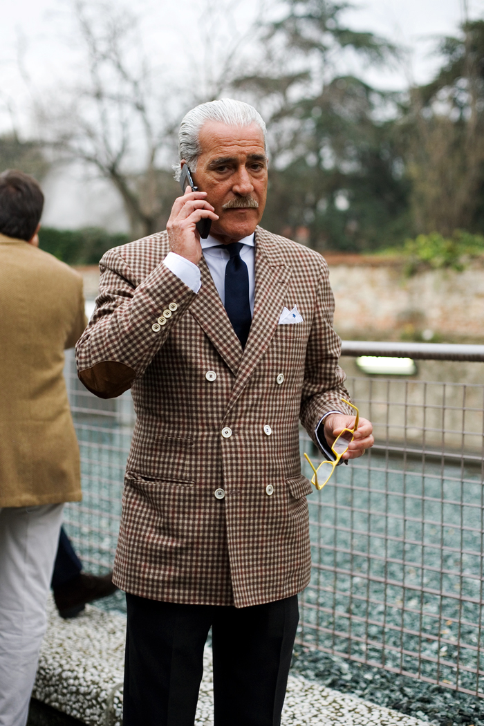 Мужчины чем старше тем богаче. Ренато Плутино. Богатый пожилой мужчина. Старый мужчина в костюме. Элегантный пожилой мужчина.