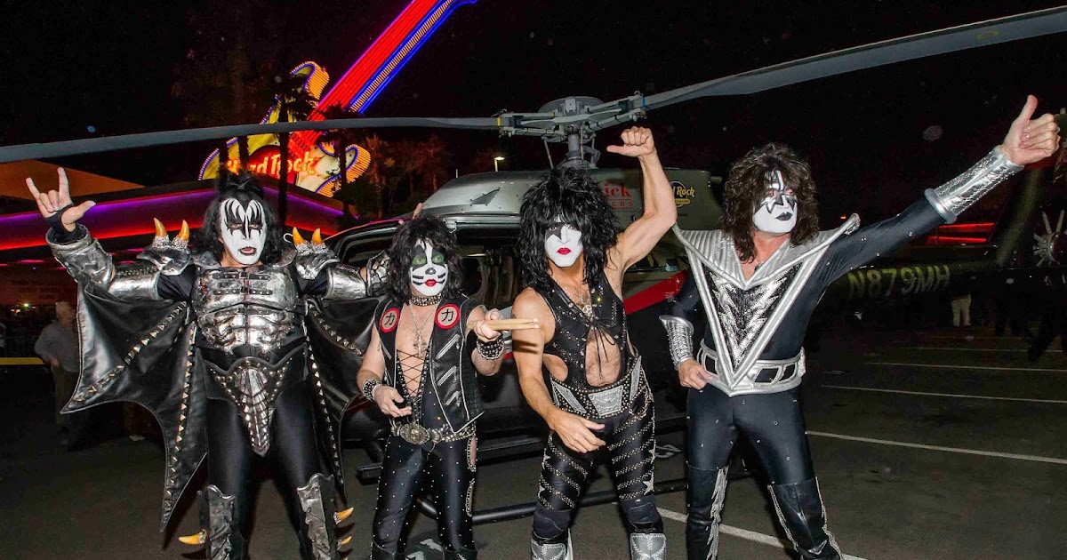 группа кисс фото. эйс фрейли. Kiss "rocks vegas, dvd". группа кисс без грима сейчас. Kiss rocks vegas.