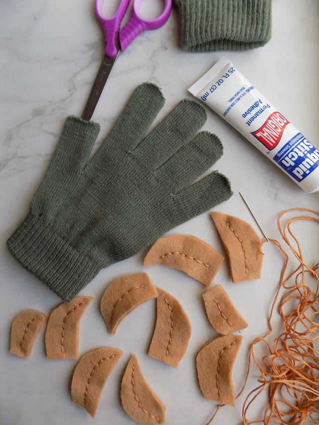 One Savvy Mom ™ NYC Area Mom Blog NoSew Dinosaur Gloves Inspired by