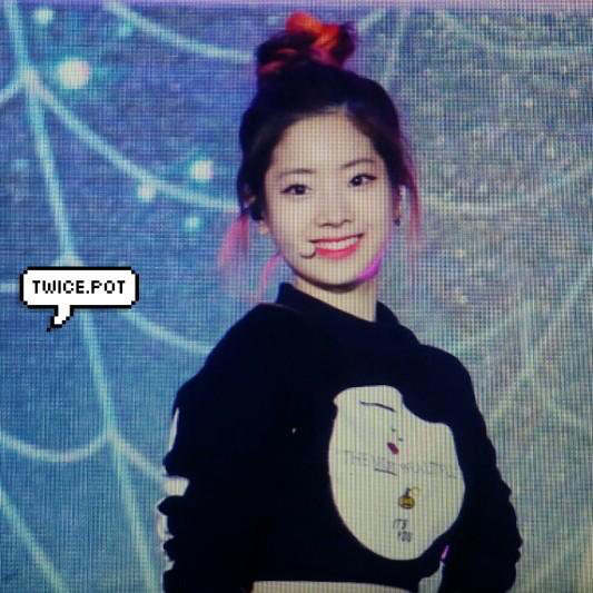 트와이스 다현 똥머리 | 인스티즈