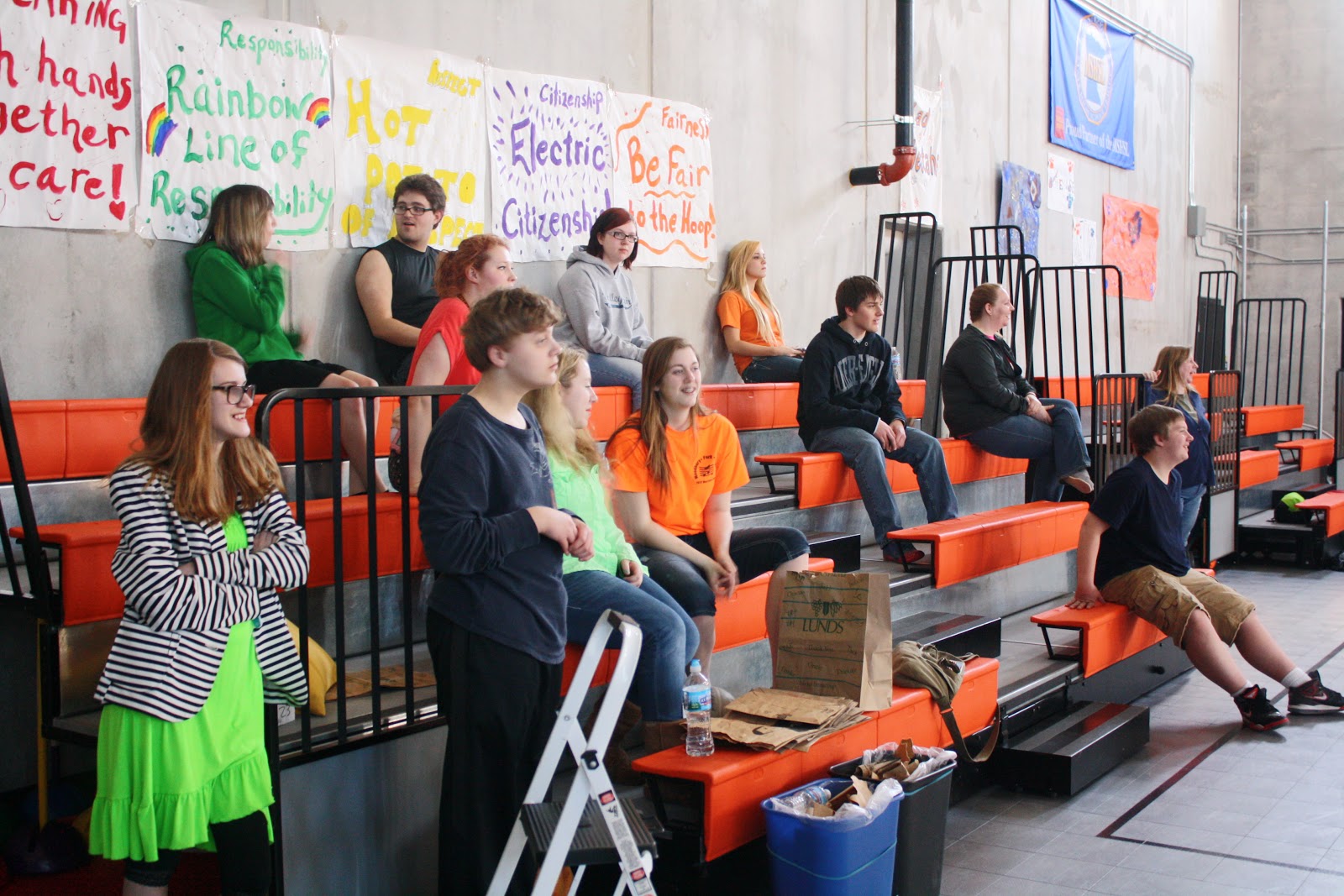 metro-deaf-school-high-school-happenings