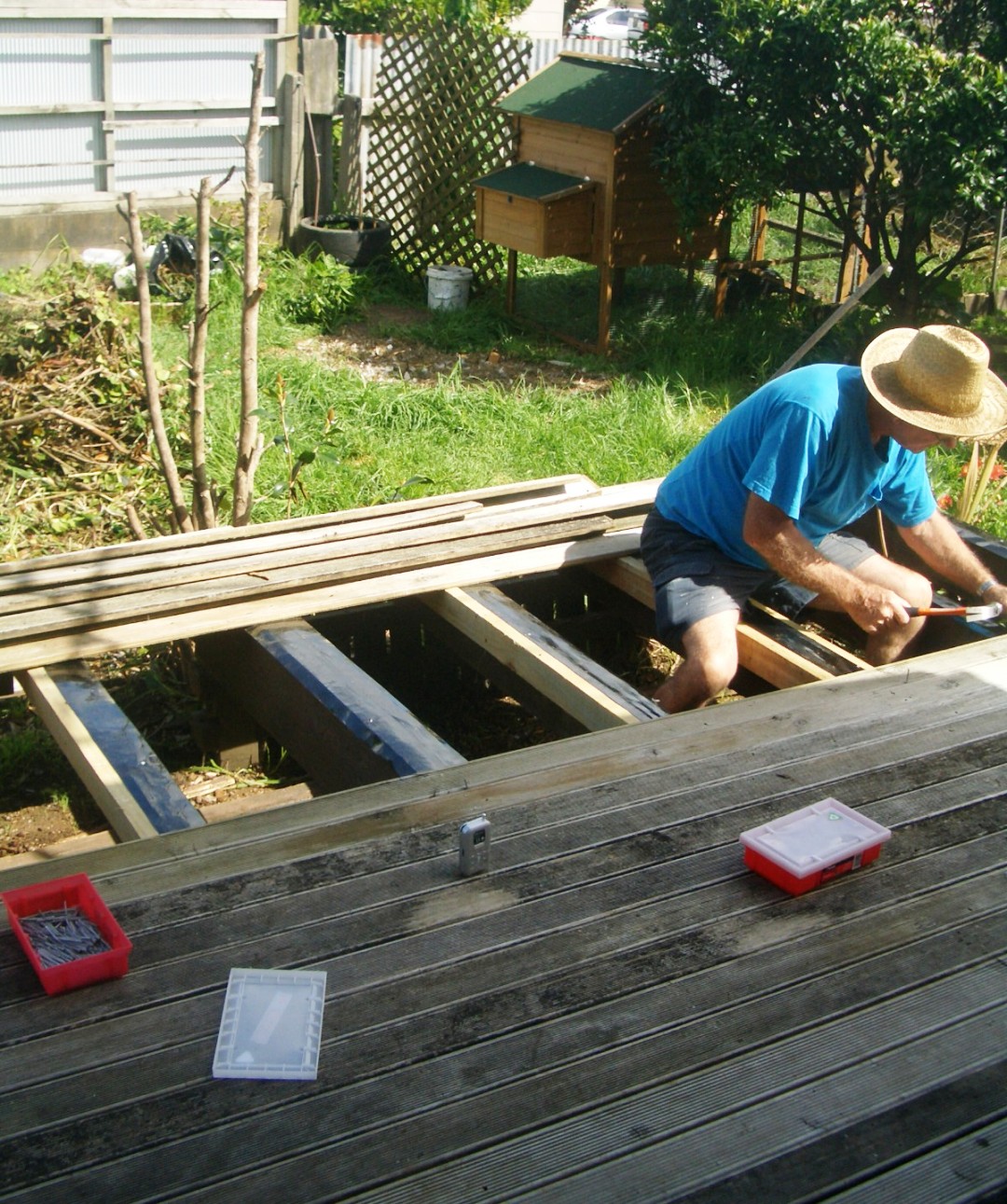 Little House in the City More Work on Deck and Chicken Run
