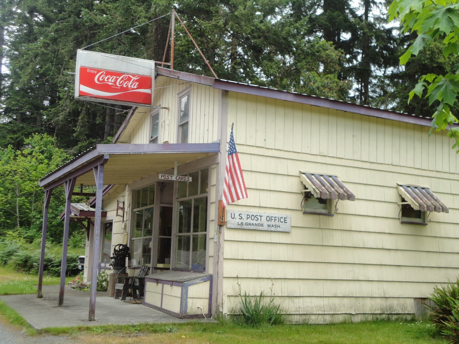 American Dream Finder Girl Blew West Diary Ashford and Mount Rainier