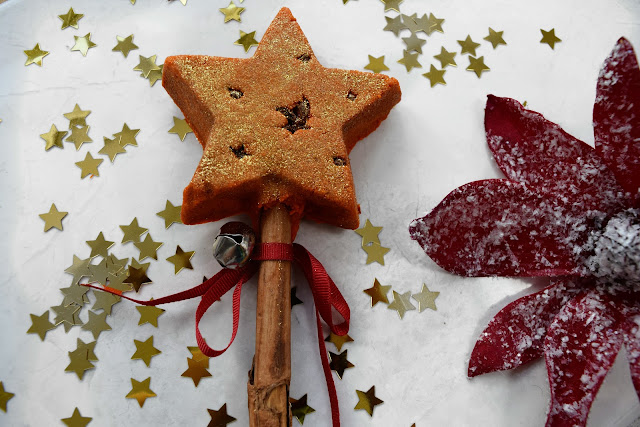 Lush The Magic of Christmas Lush The Magic of Christmas