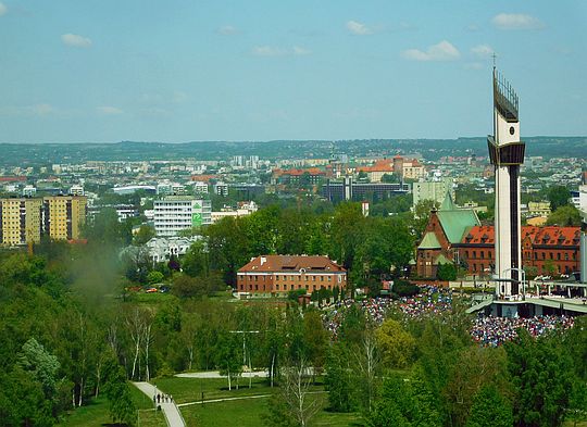 Zbliżenie w kierunku Wawelu. Zbliżenie w kierunku Wawelu.