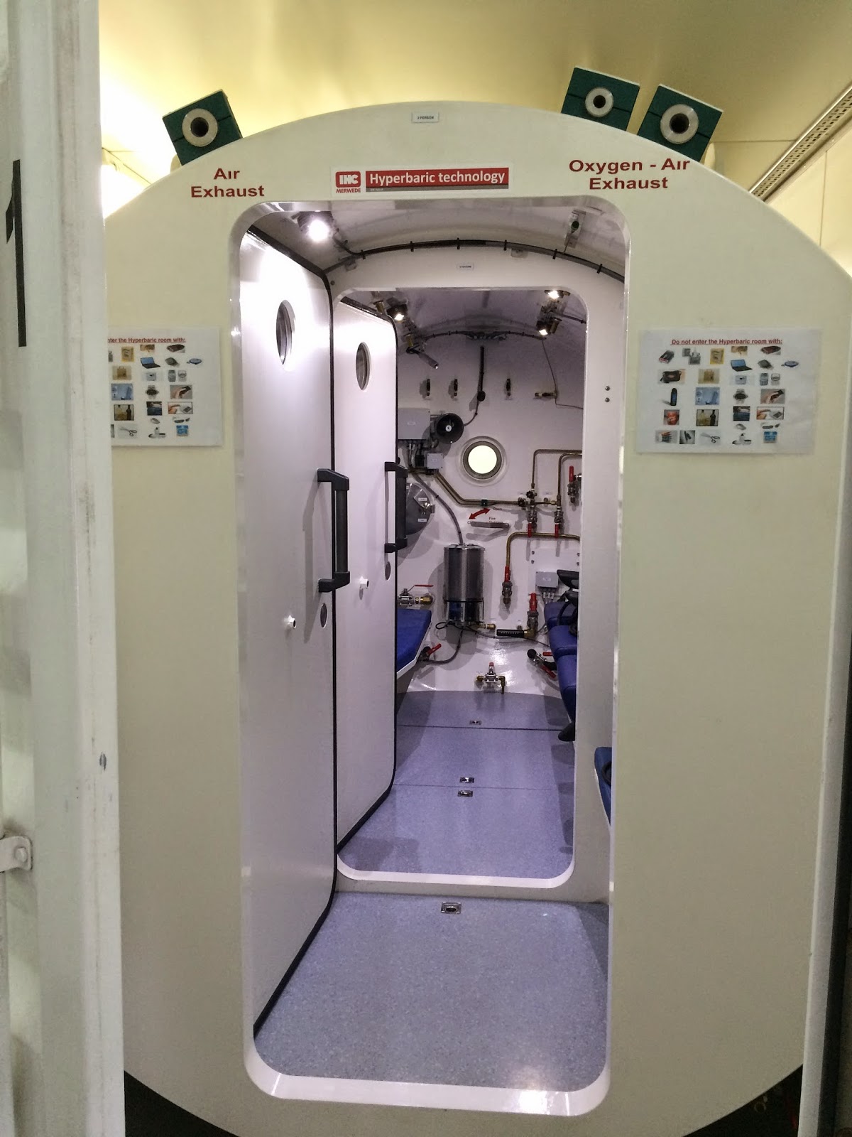 Underwater Centre Dive Seychelles New Chamber for